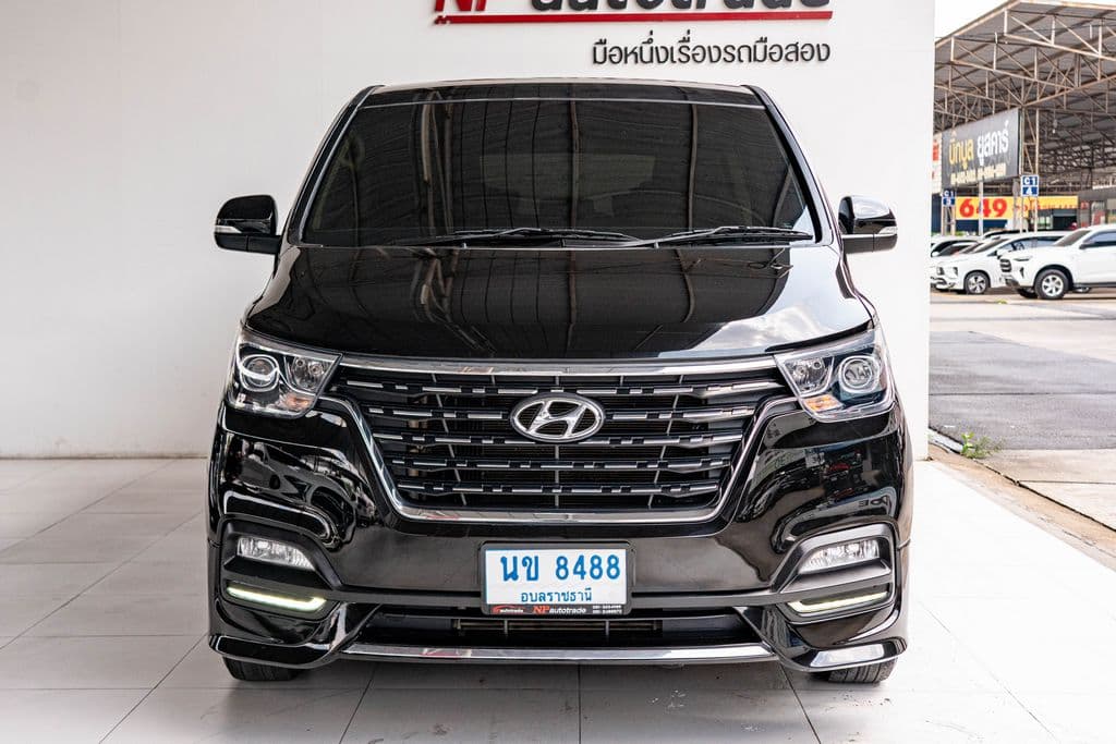 Hyundai H-1