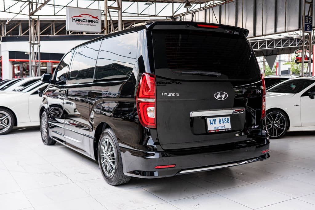 Hyundai H-1