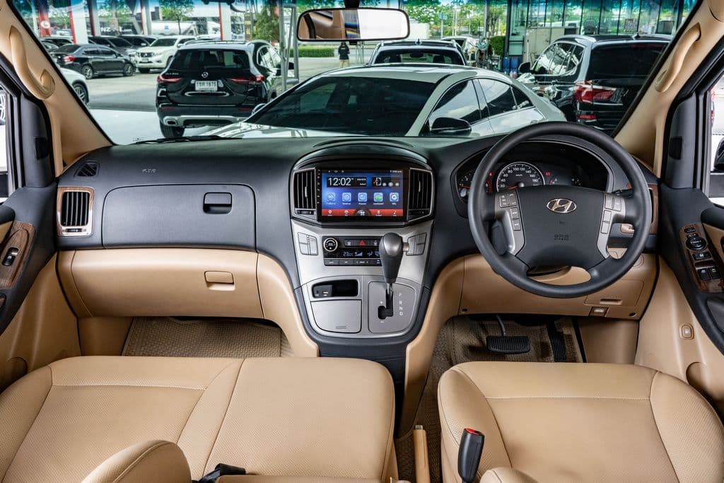 Hyundai H-1