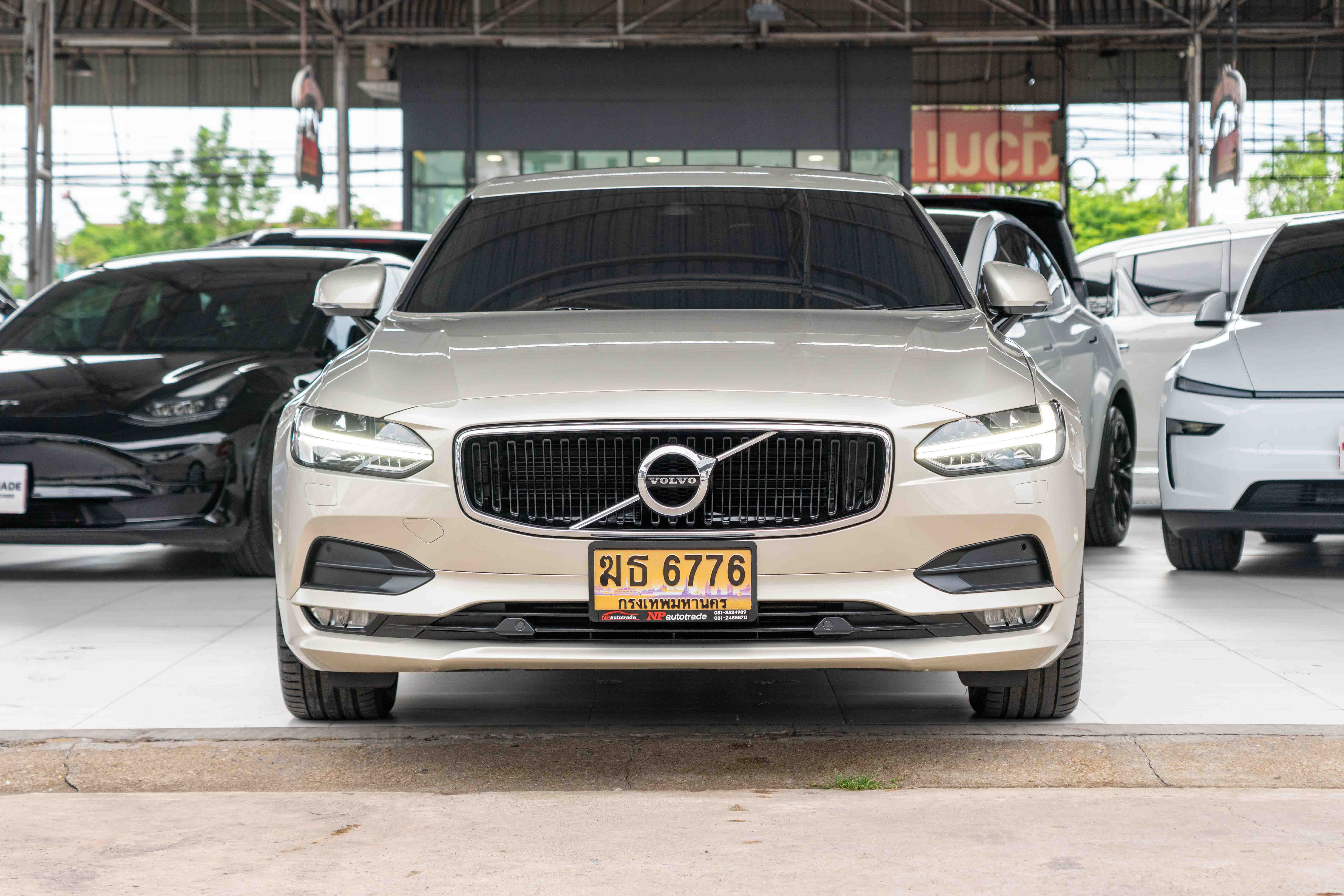 Volvo S90
