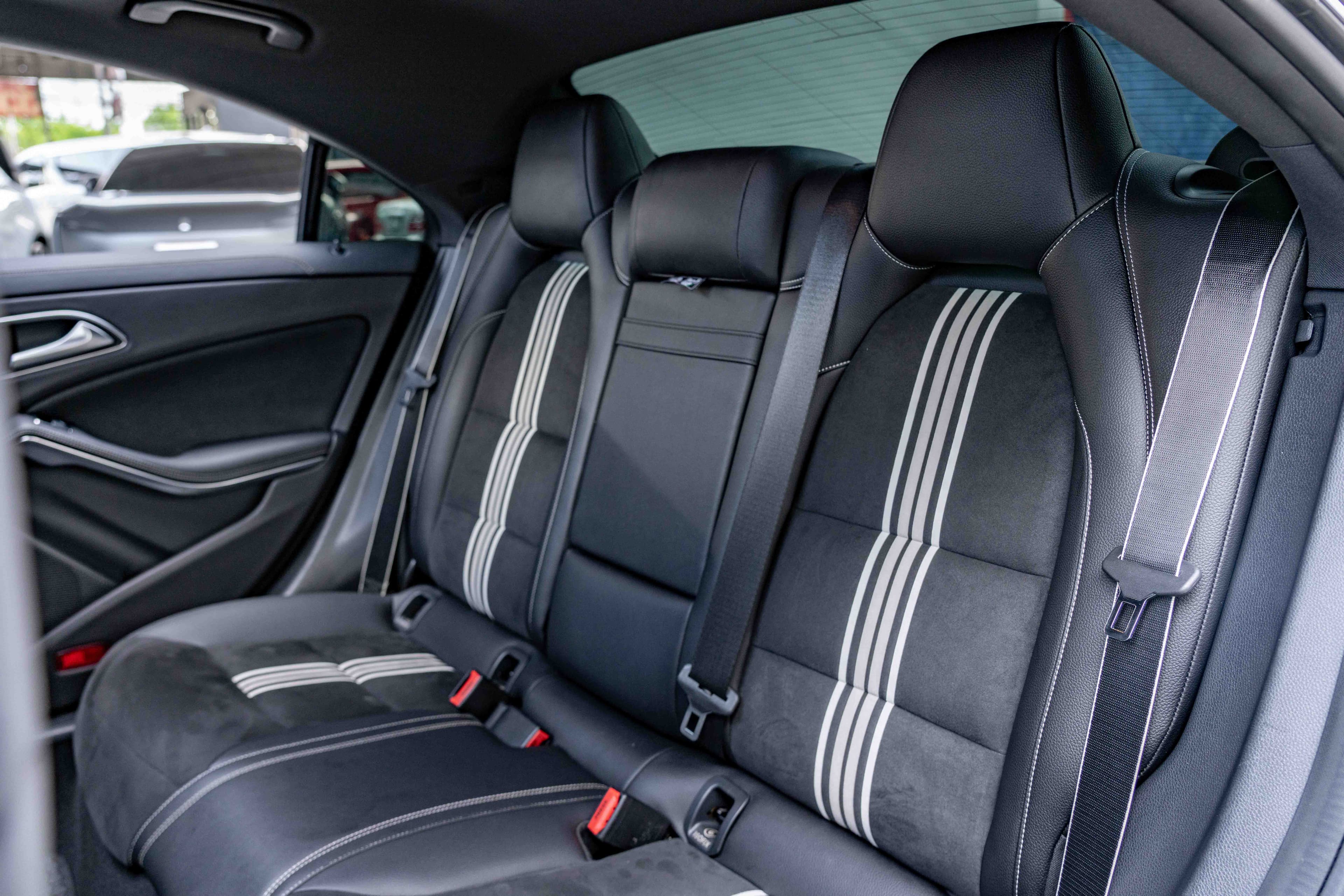Mercedes-Benz CLA250