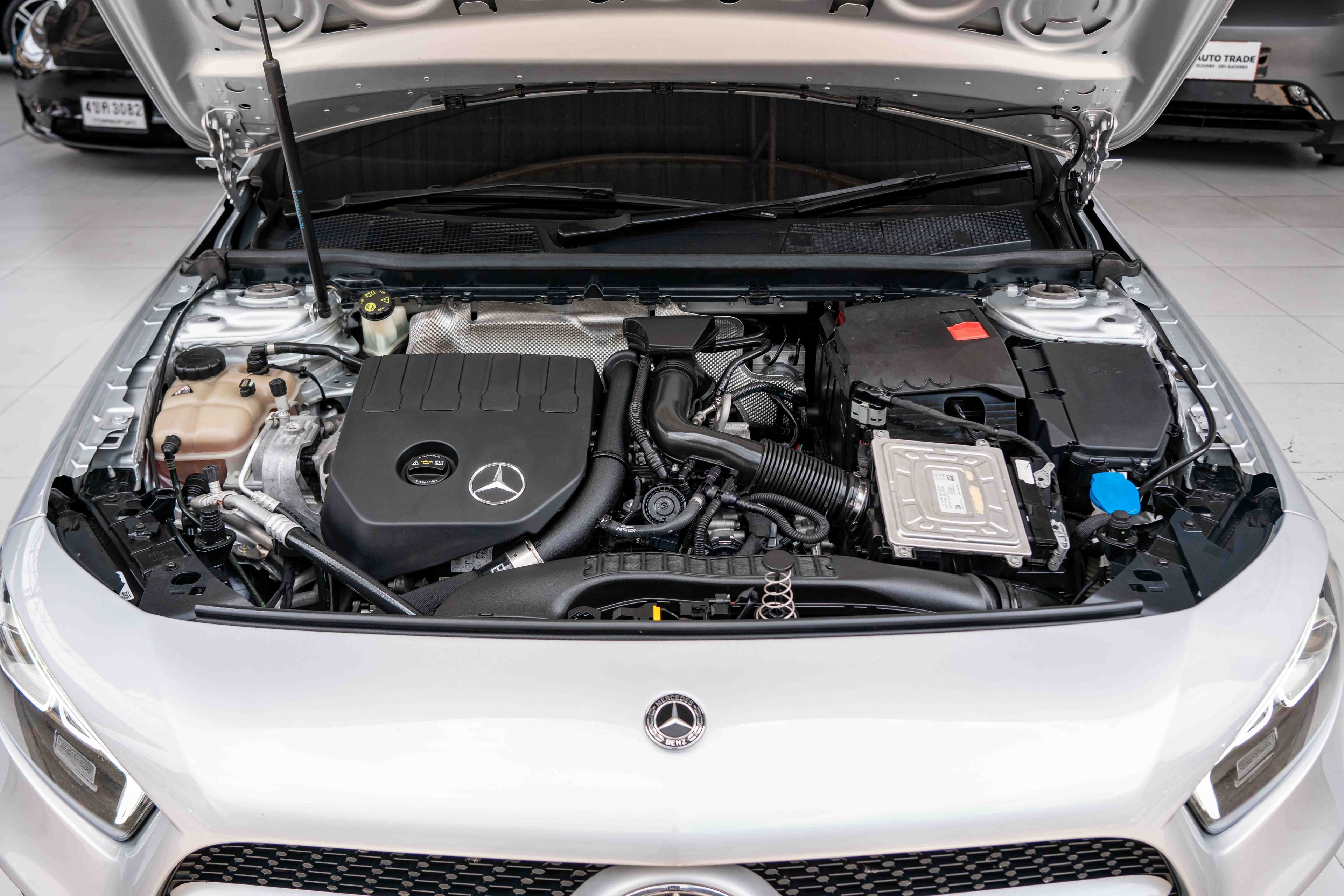 Mercedes-Benz A200