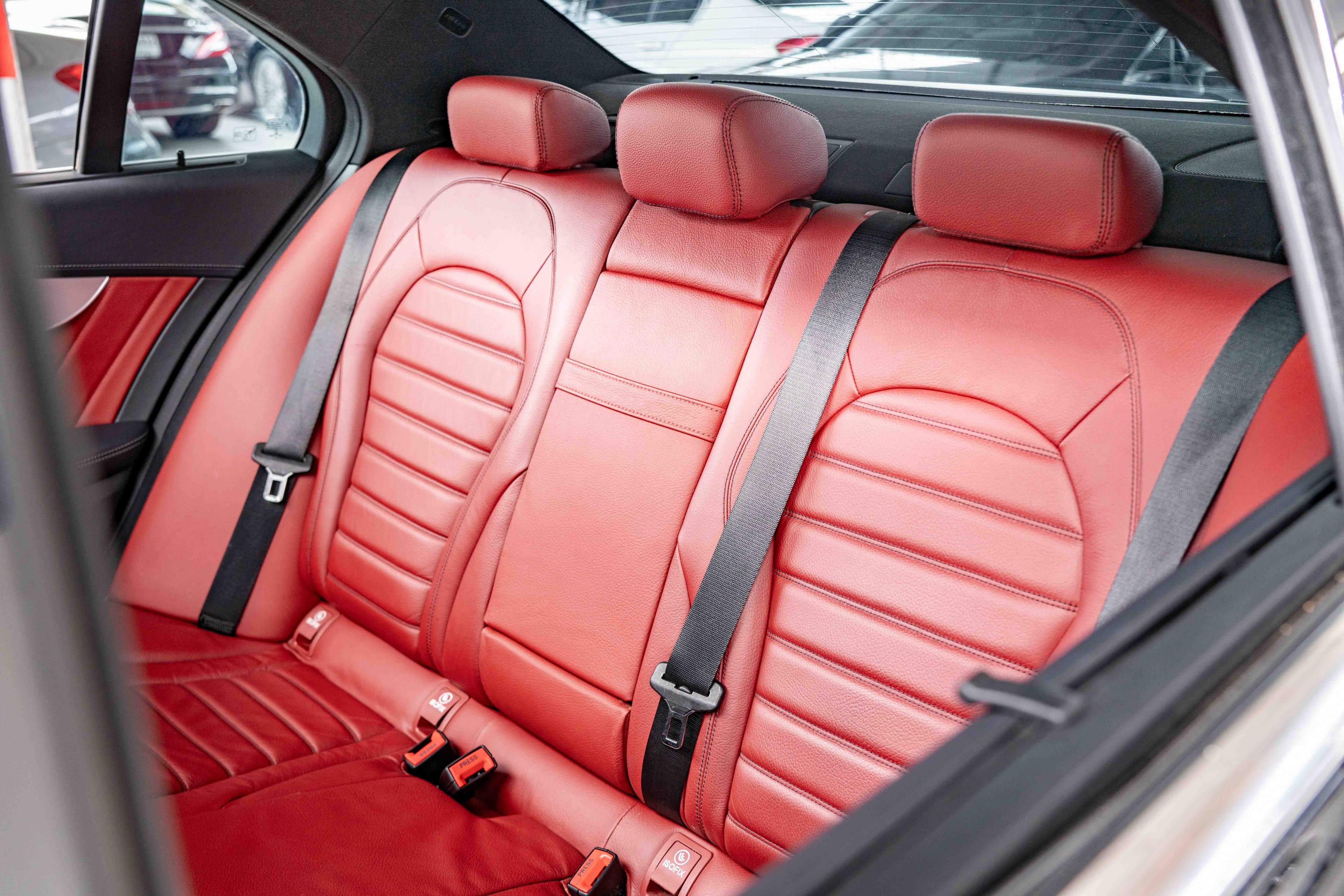 Mercedes-Benz C220d