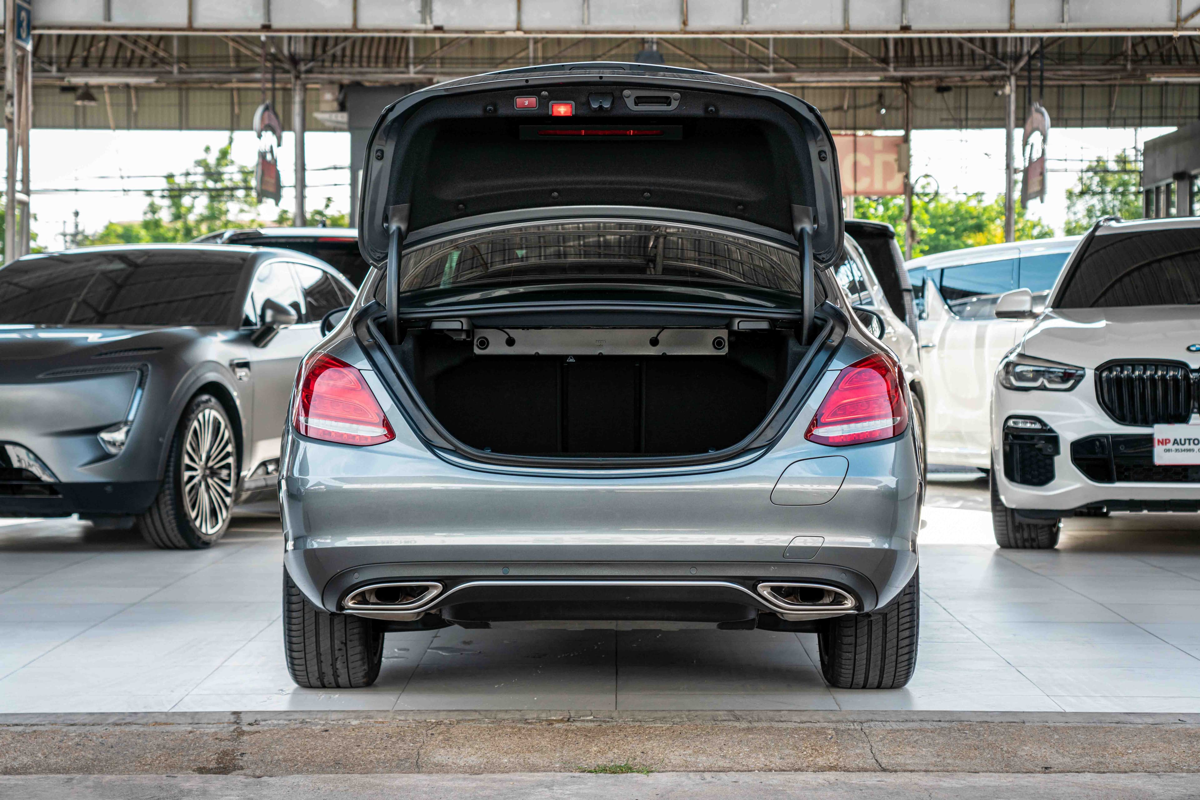 Mercedes-Benz C350e