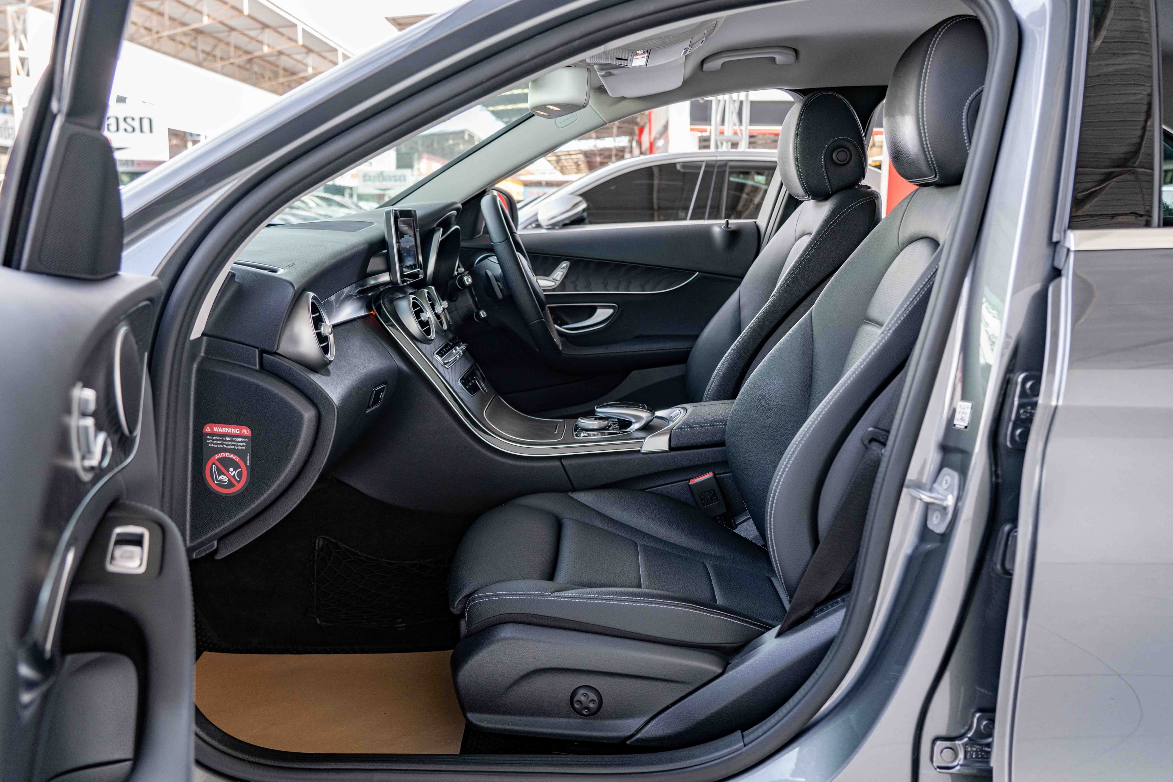 Mercedes-Benz C350e