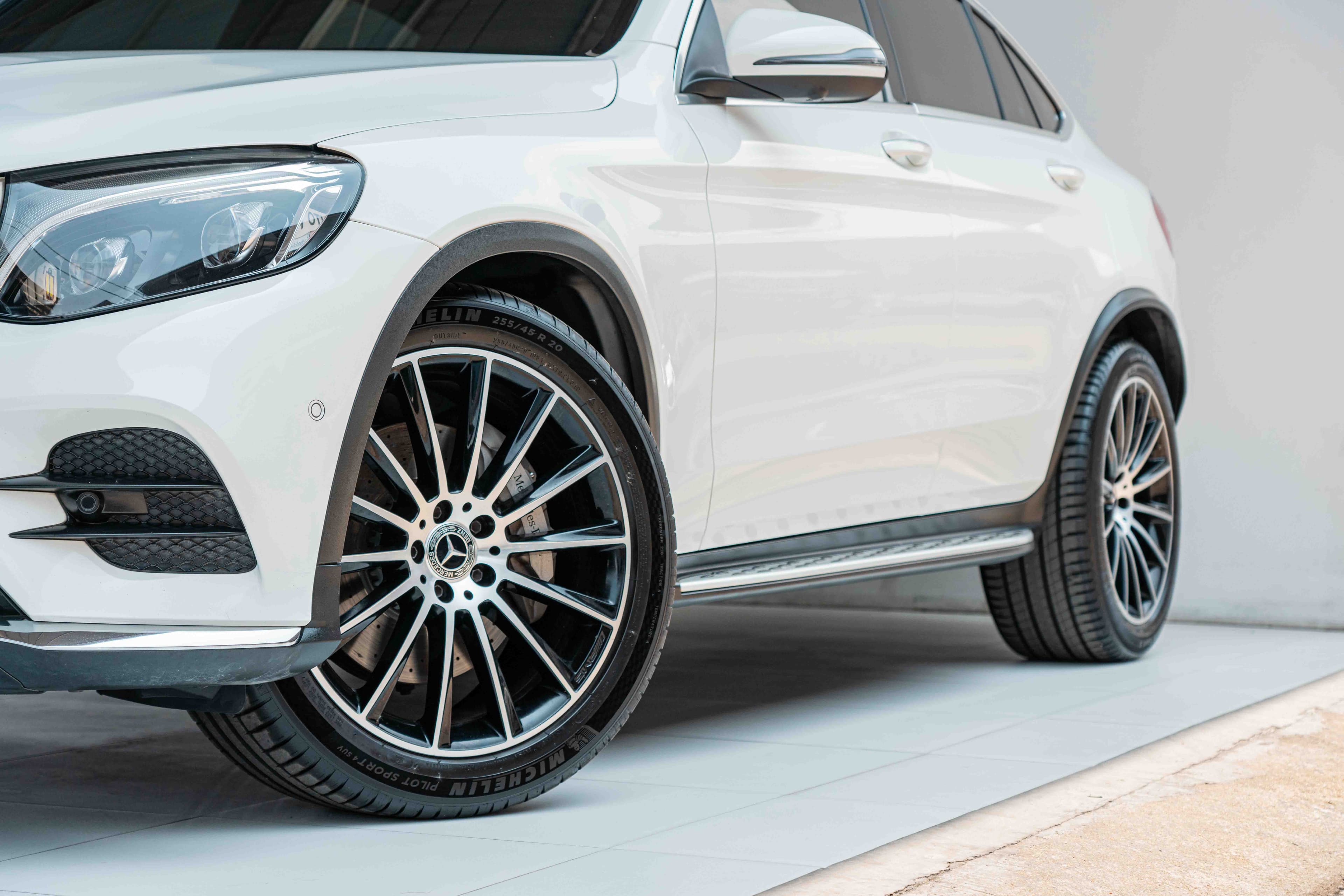 Mercedes-Benz GLC250