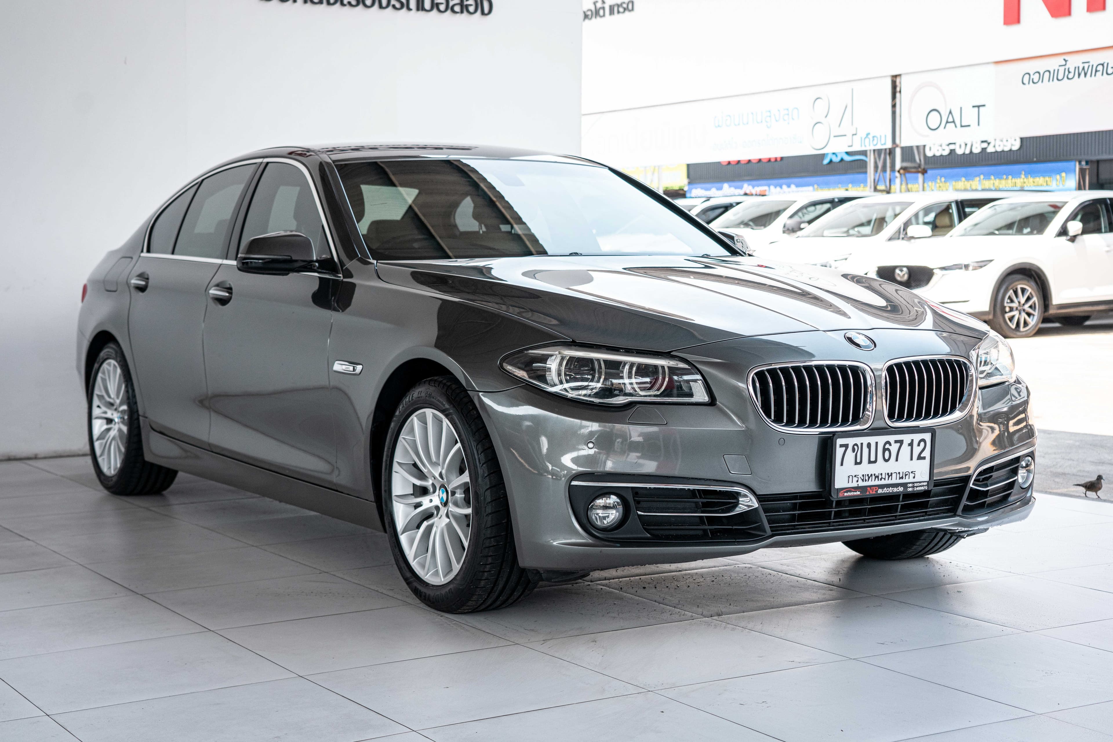 BMW 528i