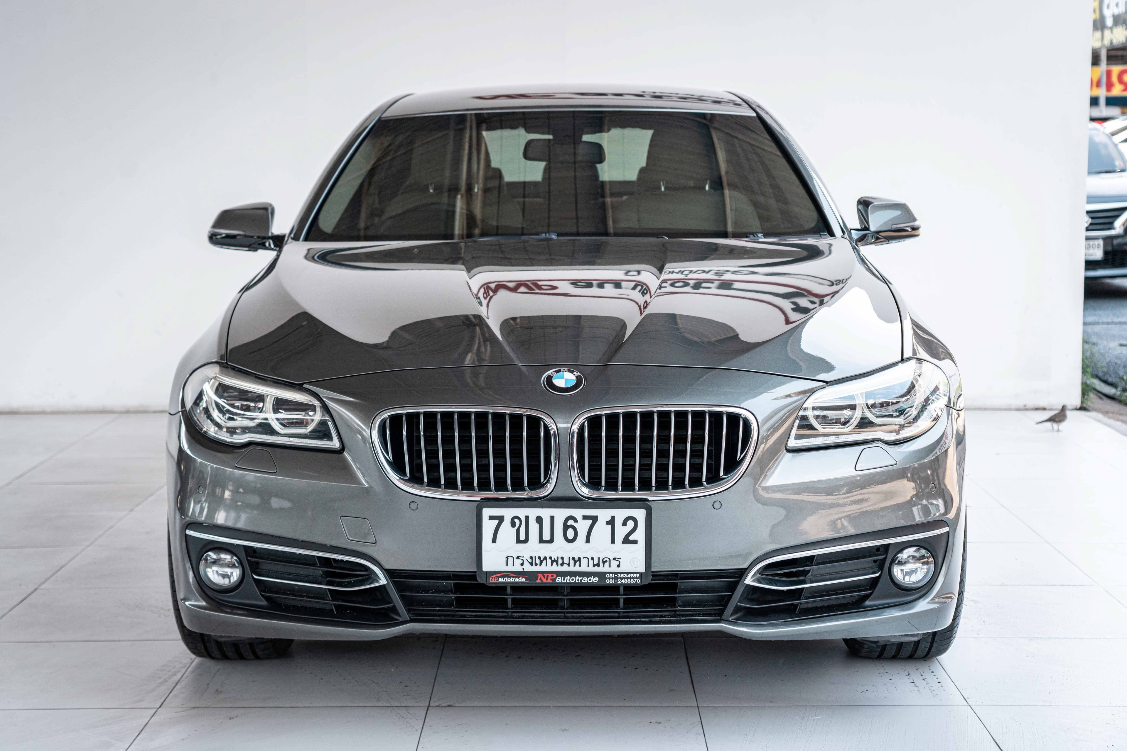 BMW 528i