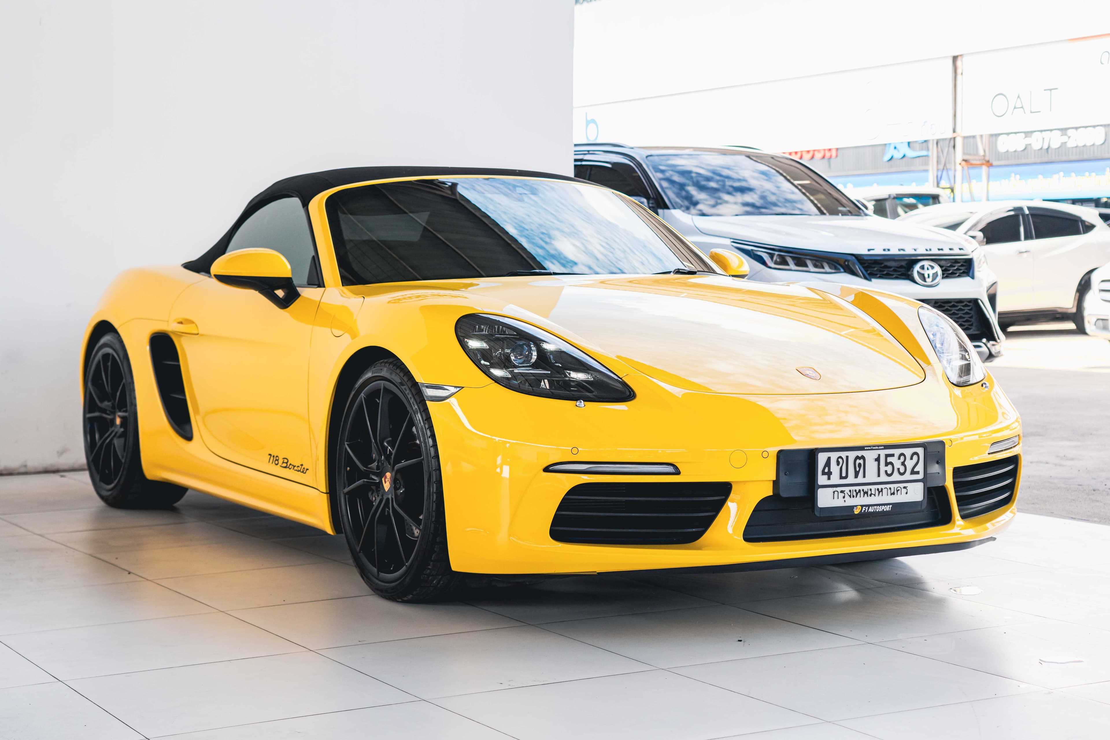 Porsche 718 Boxster