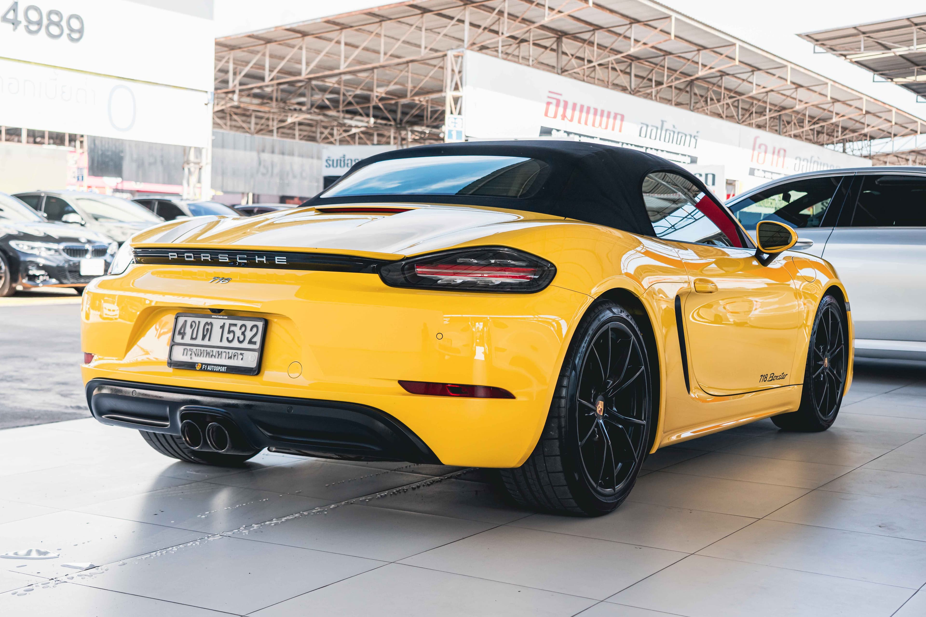 Porsche 718 Boxster