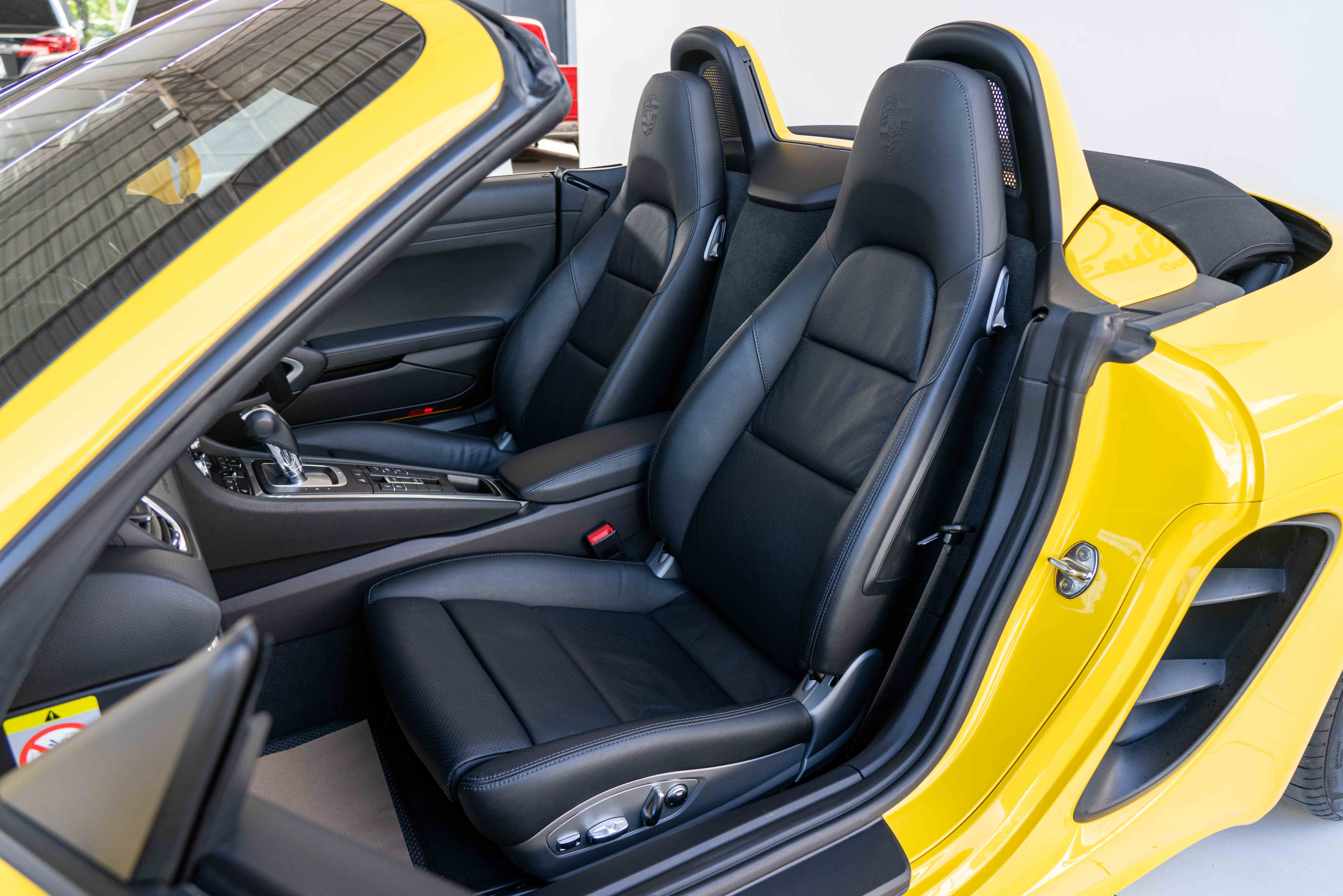 Porsche 718 Boxster
